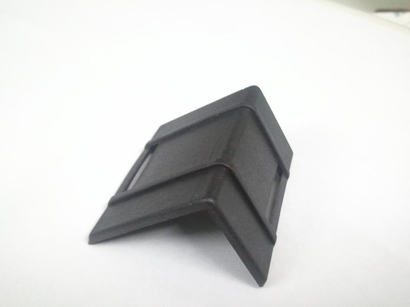 PLASTIC EDGE PROTECTOR