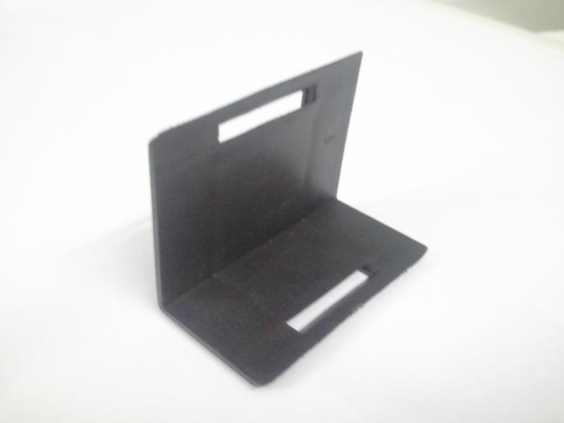 PLASTIC EDGE PROTECTOR